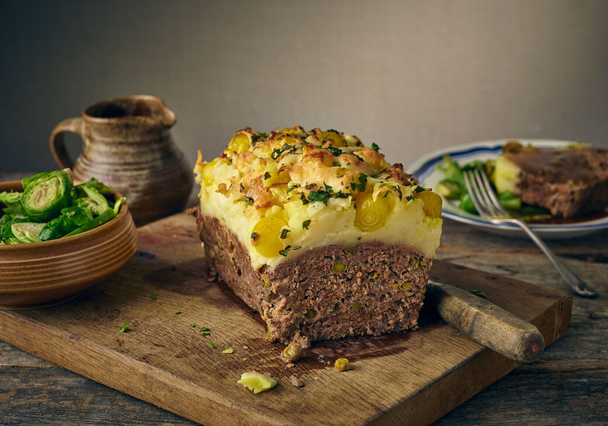 Cheesy-Mash-Topped-Meatloaf Cheesy Mash Topped with Meatloaf