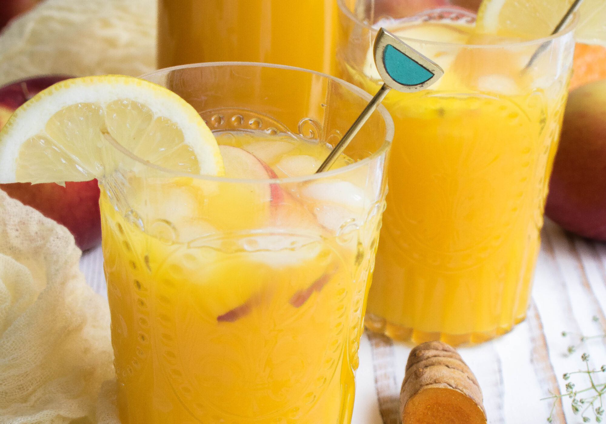 Jazz apple orange and turmeric tonic 3 Jazz apple orange and turmeric tonic 3